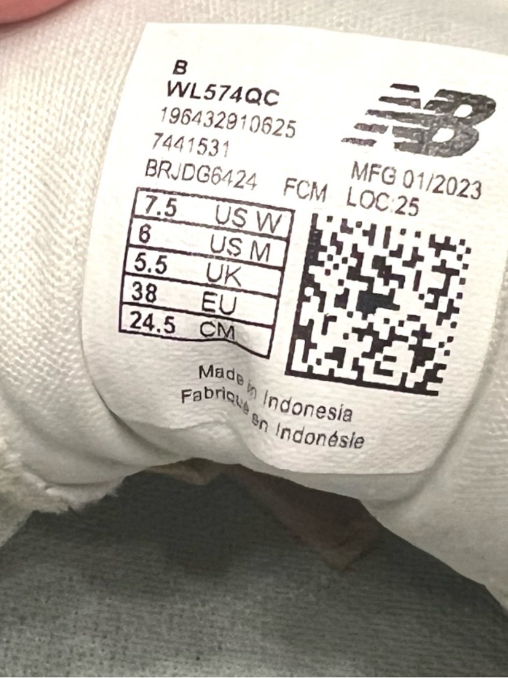 New Balance 574 Low Top Lace-Up Suede Stone Pink Blue Haze WL574QC - Picture 9 of 11